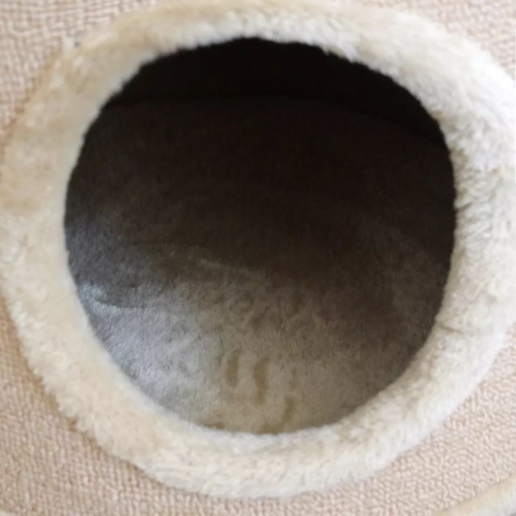 Beige Cathouse/Scratching Post 70 cm