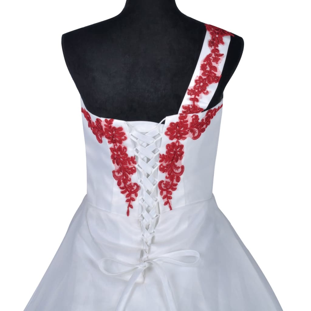 Elegant White Wedding Dress Model A Size 38